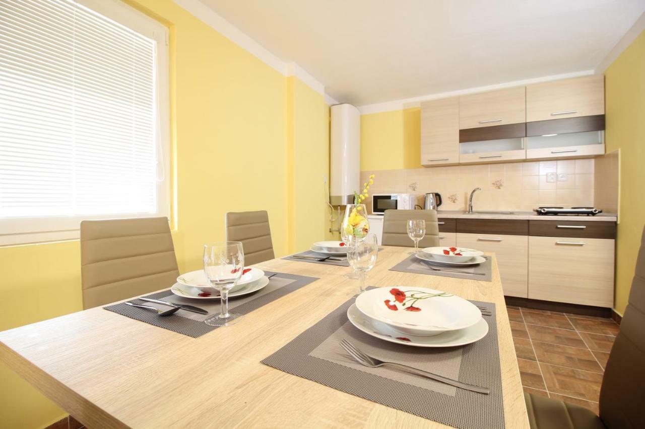 Apartmany Vcelka Hranice u Novych Hradu Экстерьер фото